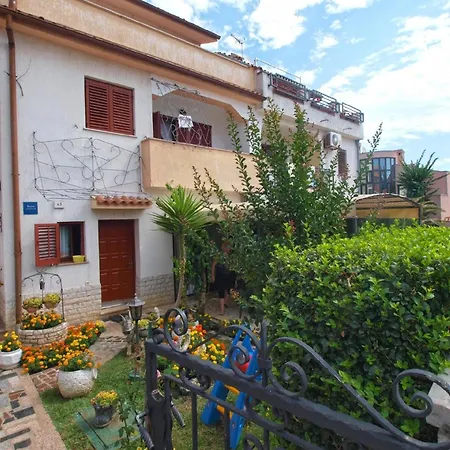 Fuer 4 Personen Ca 34 Qm In Pula, Istrien Istrische Riviera *