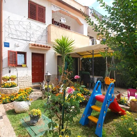 Apartment Fuer 4 Personen Ca 34 Qm In Pula, Istrien Istrische Riviera